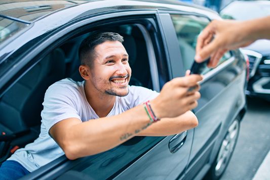 Auto kuukaudeksi ilman pitkiä sitoumuksia